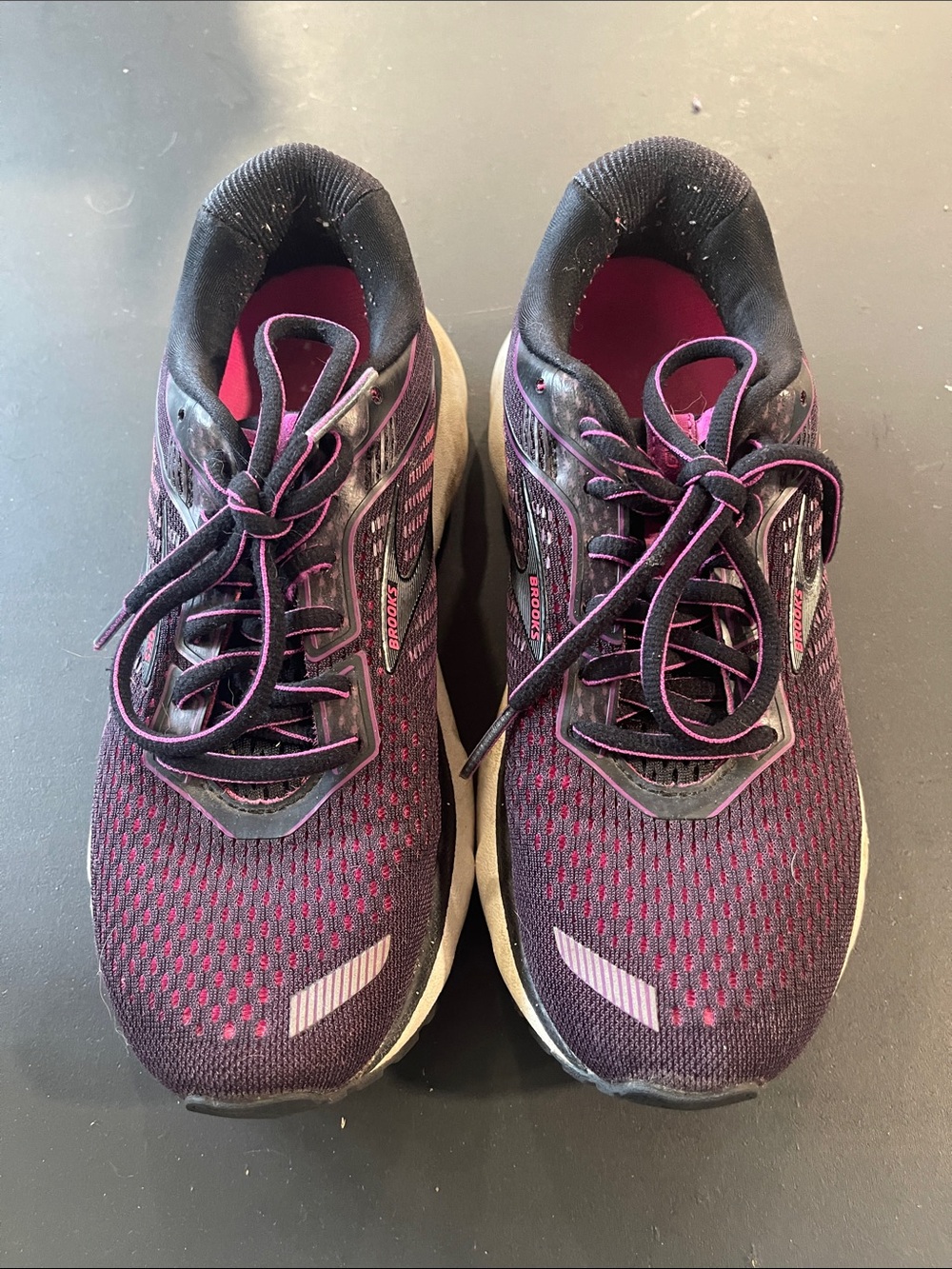 Brooks Women’s Black and Purple (some pink) Sneakers size 6 ghost 12